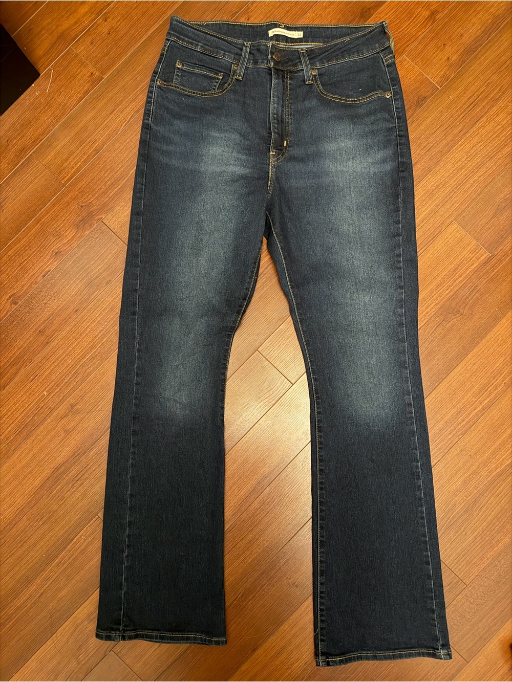 Levi’s 725 High Rise Bootcut Jeans Women’s 31x32 Dark Wash Stretch